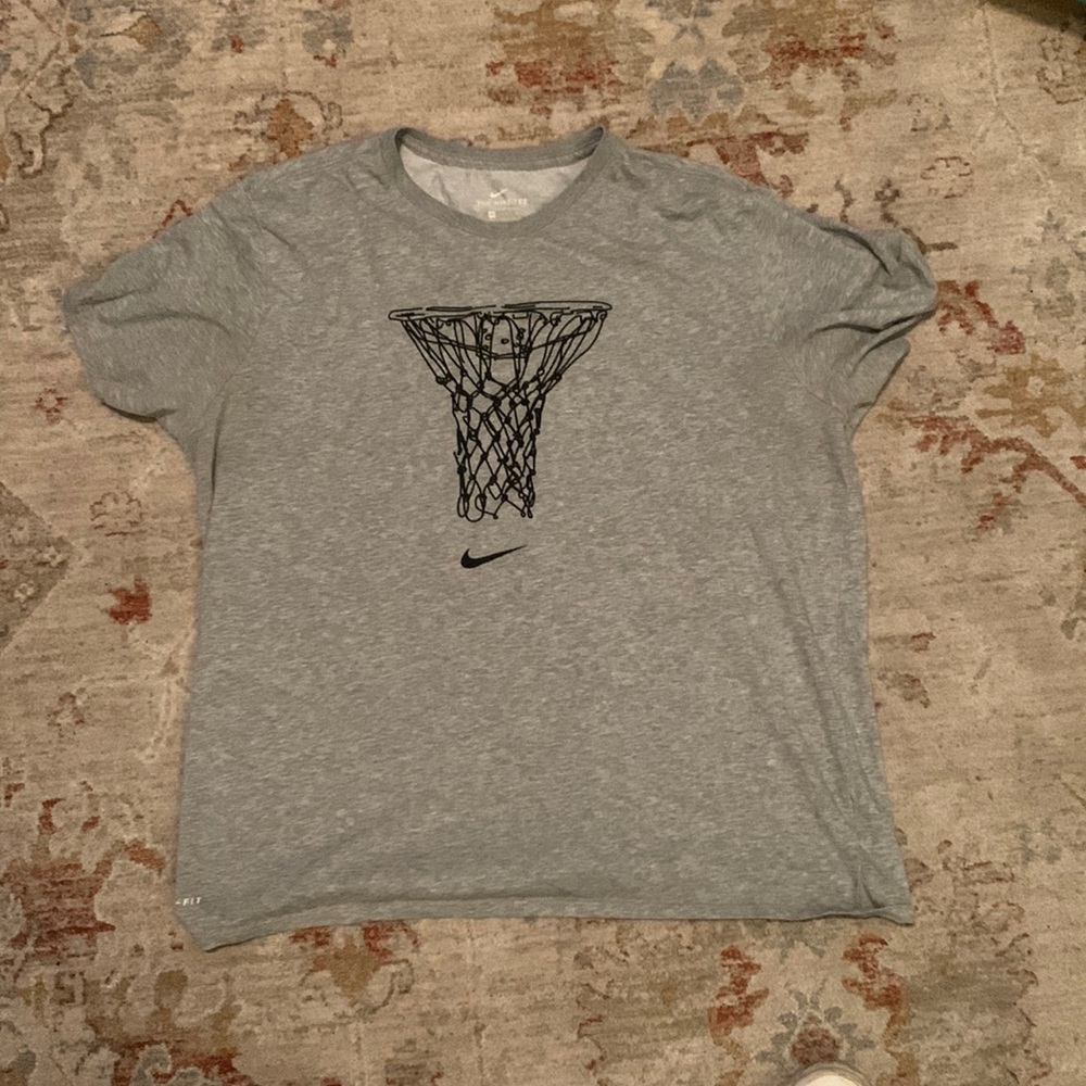 Nike t-shirt
